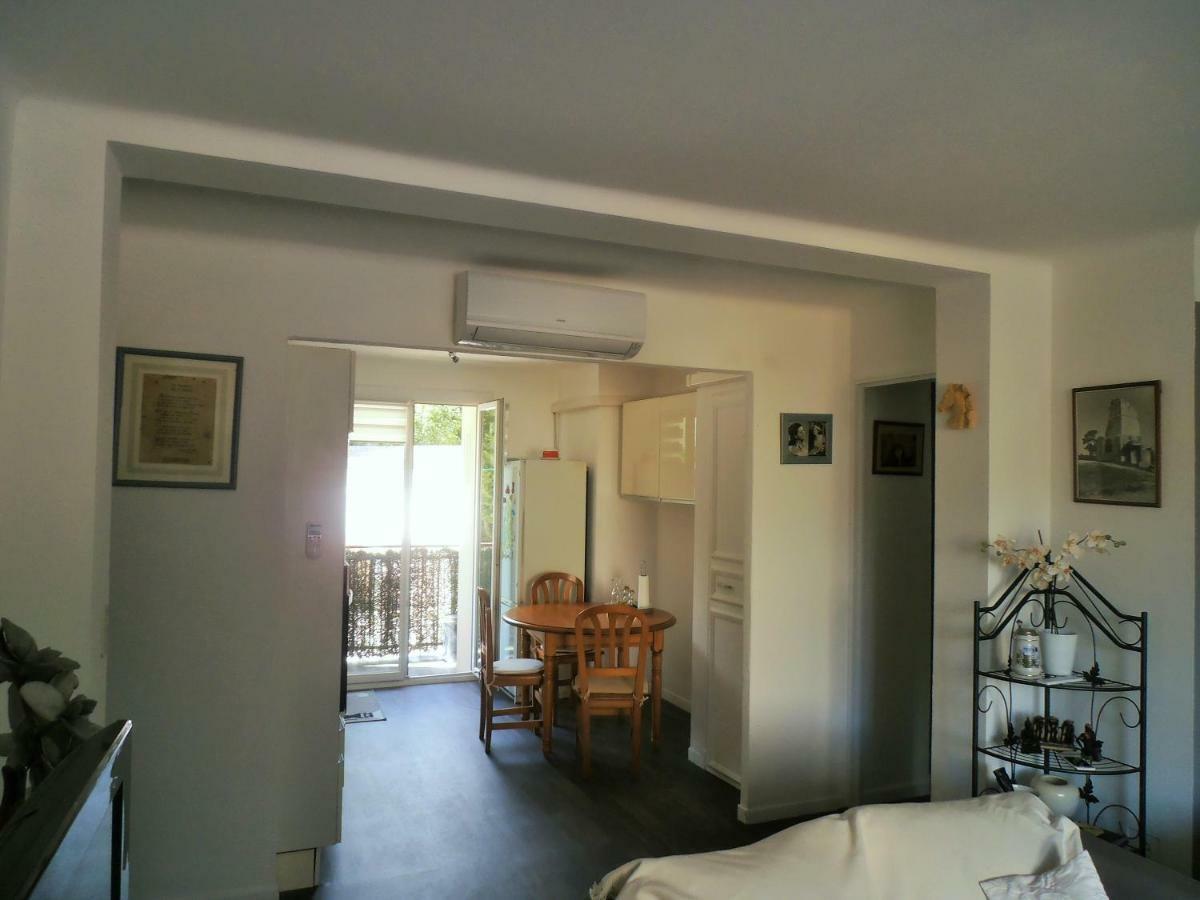 Cosy Nimes Apartment *