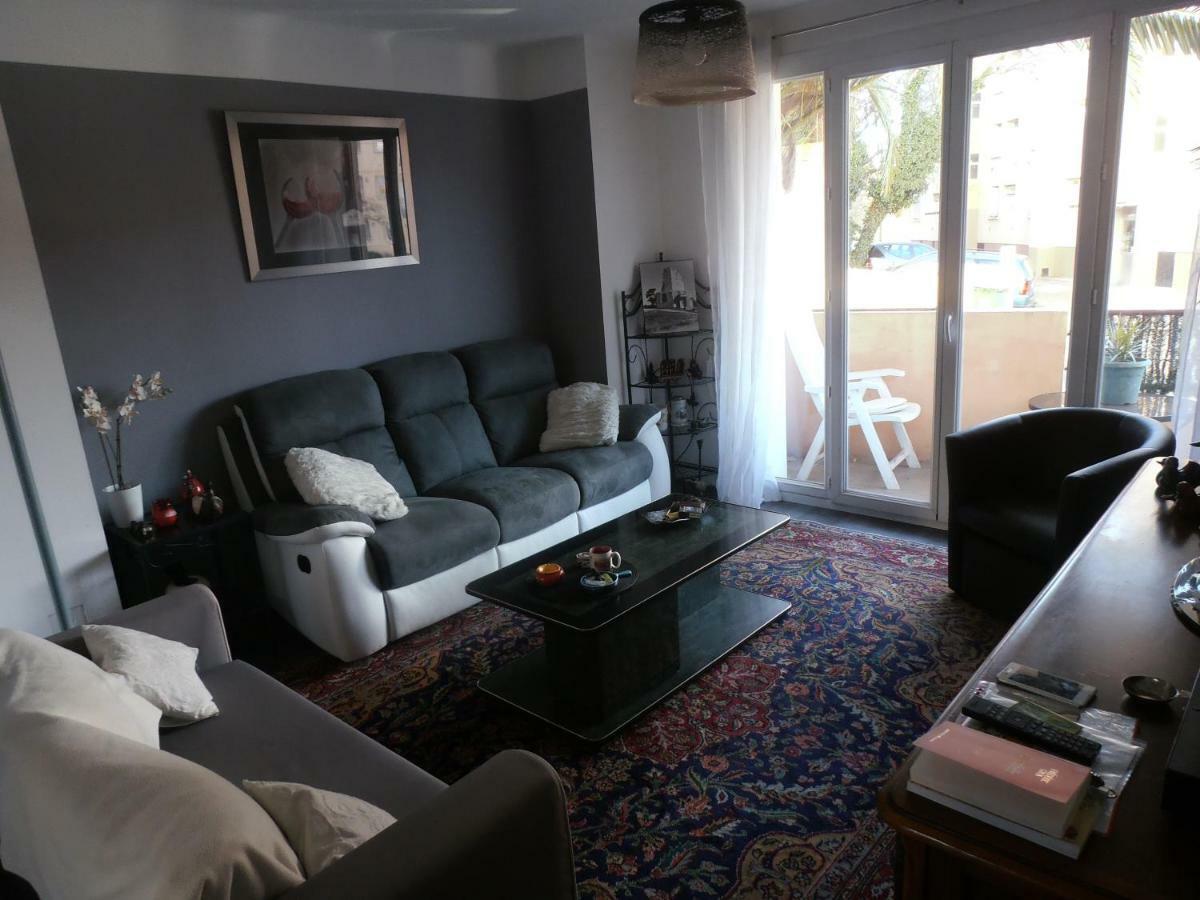 Cosy Nimes Apartment